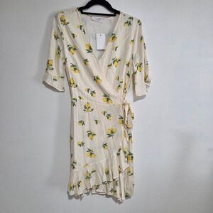 NWT ELODIE LEMONS PRINT SURPLICE WRAP RUFFLED SHORT DRESS SIZE MEDIUM